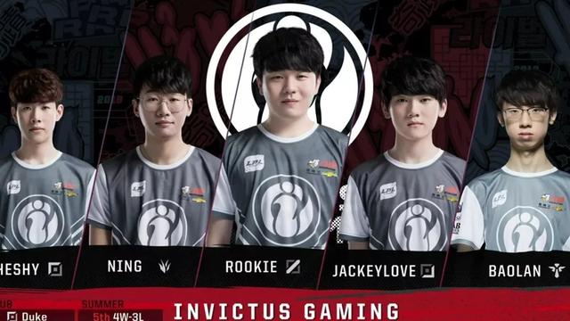 坑和轻微的 坑和轻微的