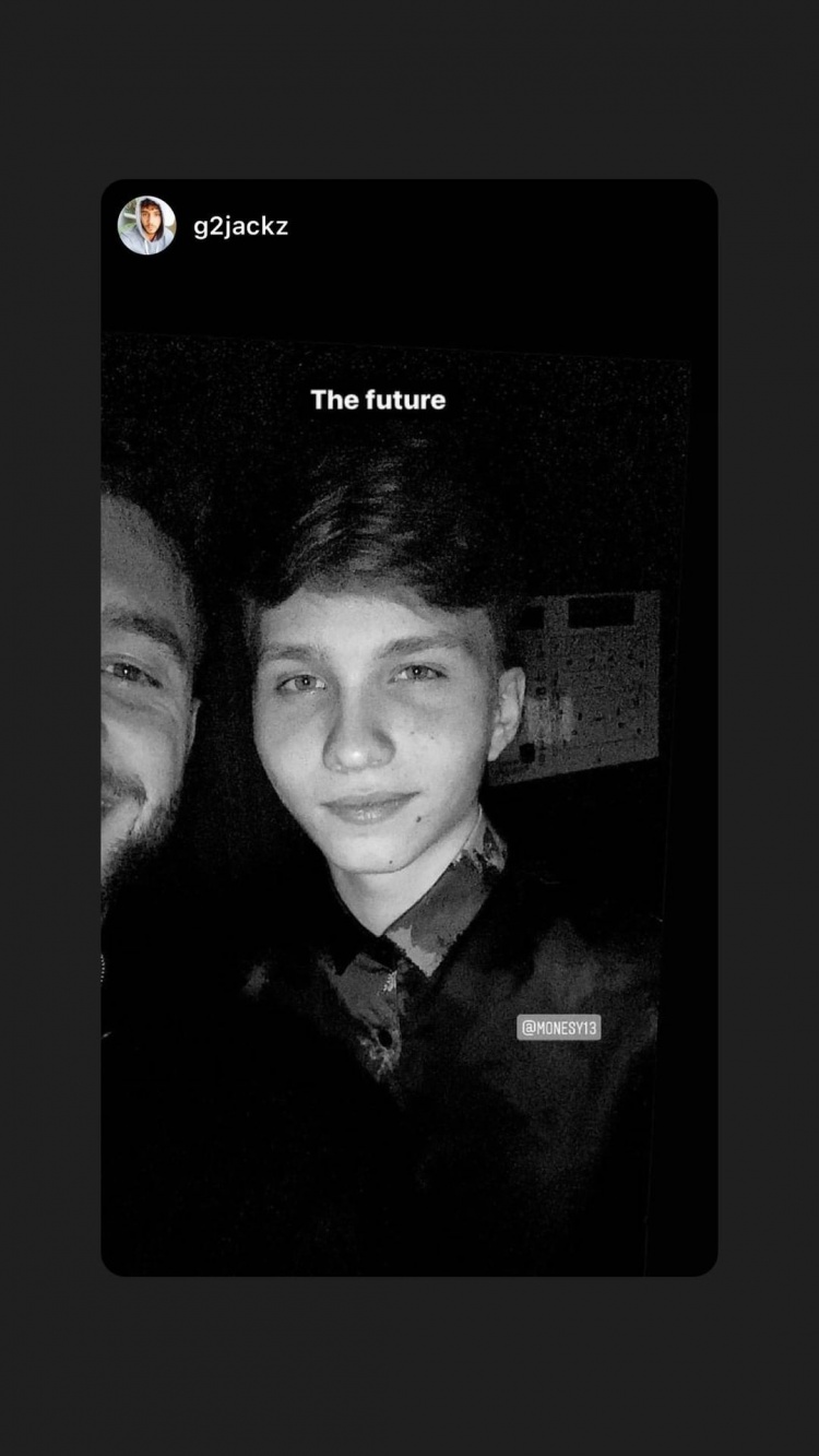 尽管他的伤 尽管他的伤